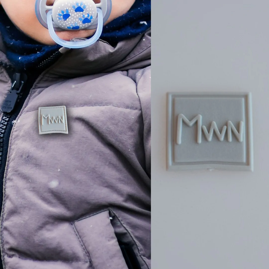 Etiqueta de Plastisol Personalizada - Imagen 3